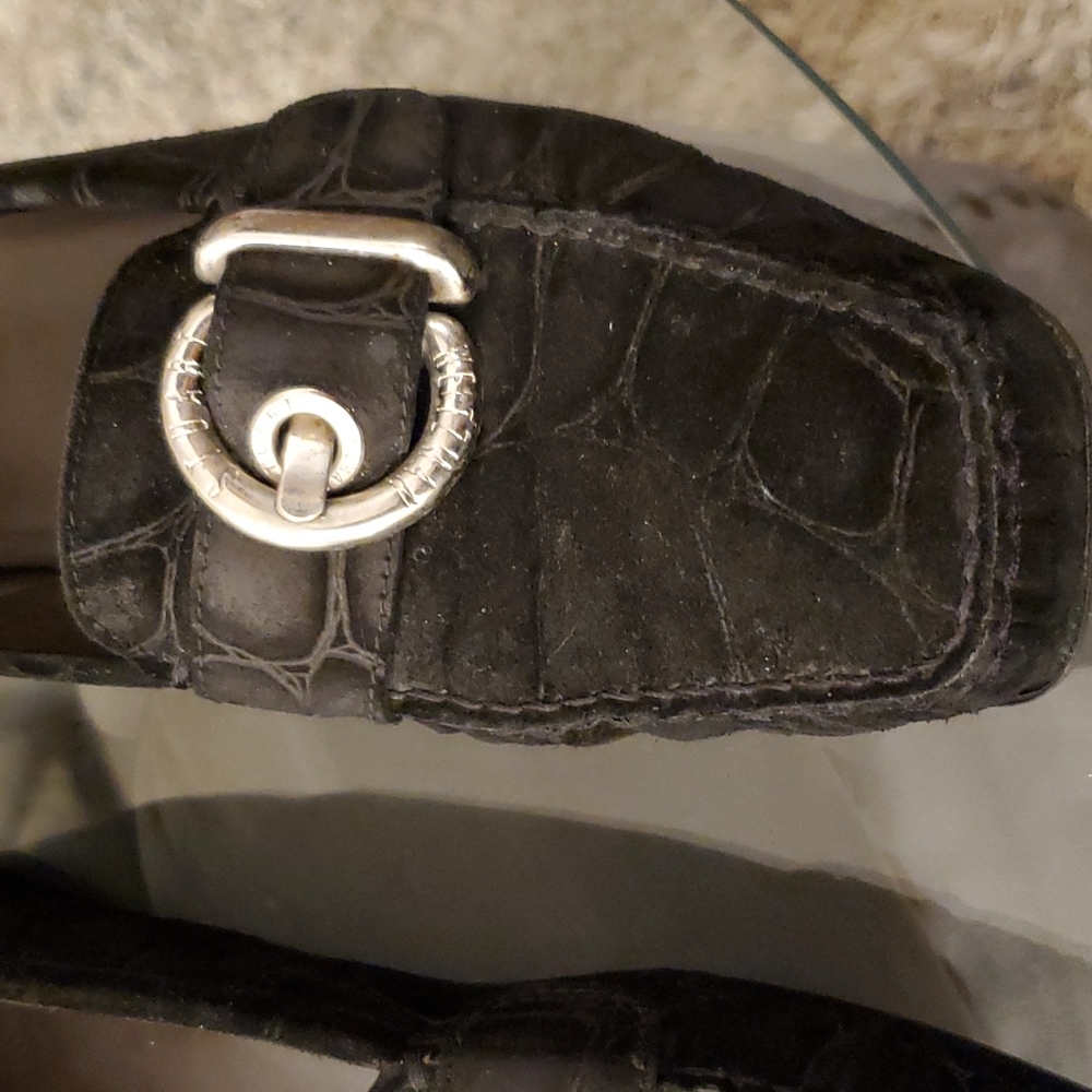 Stuart Weitzman Suede Croc Embossed Shoes - Picture 8 of 13